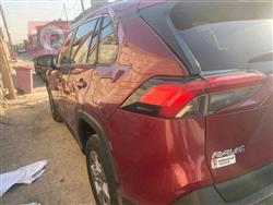 تۆیۆتا ڕاڤ 4